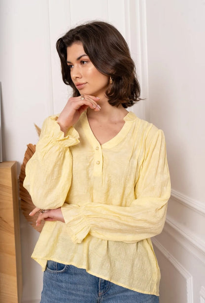 Daff Yellow Top